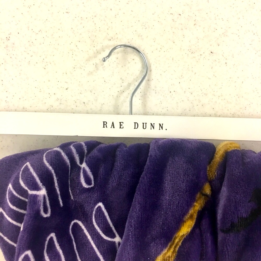 🧙‍♀️NWT Rae Dunn Purple BUBBLE BUBBLE TOIL & TROUBLE Halloween Plush Throw🧙‍♀️ - Picture 7 of 9